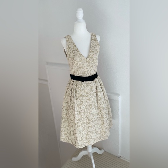 BHLDN James Coviello Dress / Anthropologie Cream and Gold shimmer - Picture 5 of 16